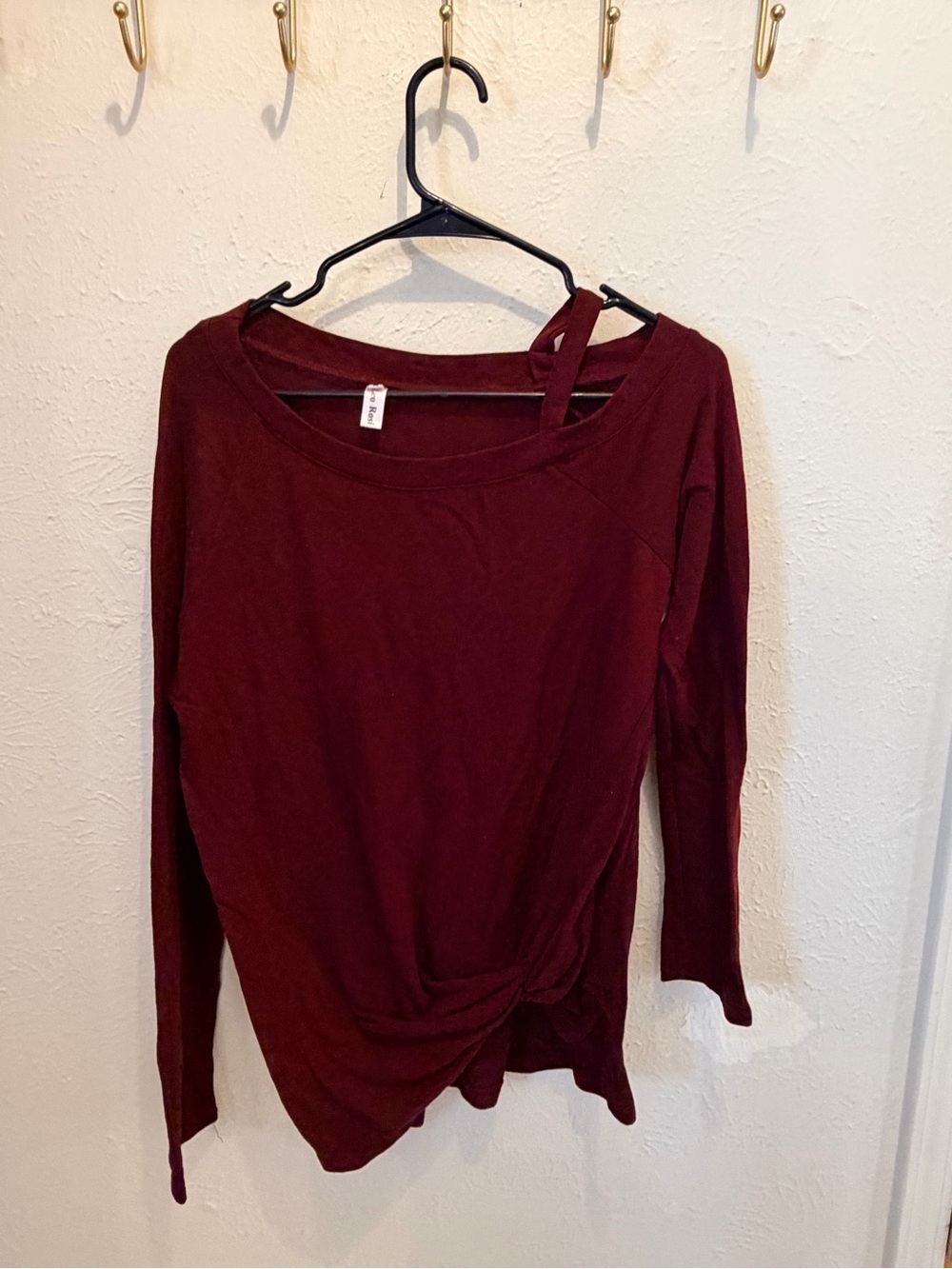 Leo Rosi Long-Sleeve Twist Hem Off the shoulder top